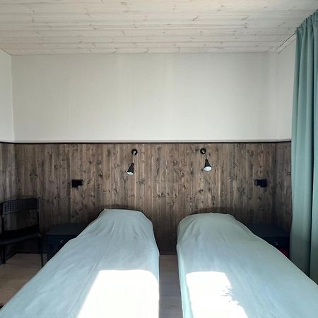 Kihnu Sadama Oeoemaja Guesthouse Lemsi エクステリア 写真