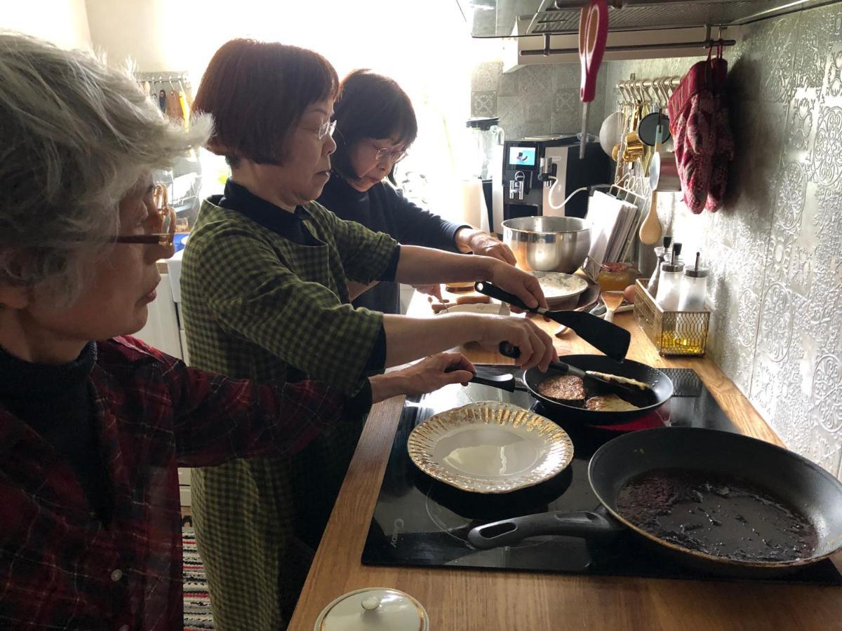 Kihnu Sadama Oeoemaja Guesthouse Lemsi エクステリア 写真