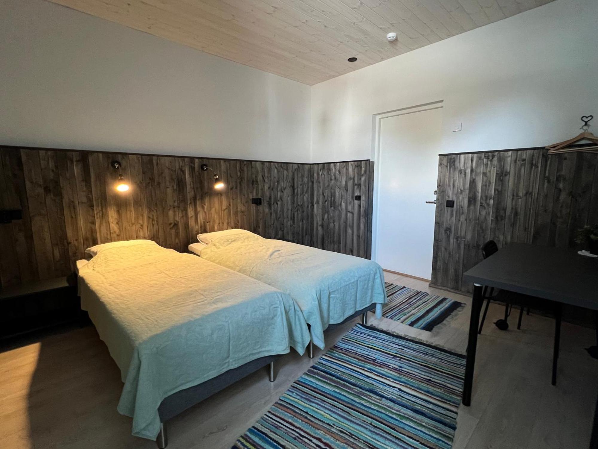 Kihnu Sadama Oeoemaja Guesthouse Lemsi エクステリア 写真