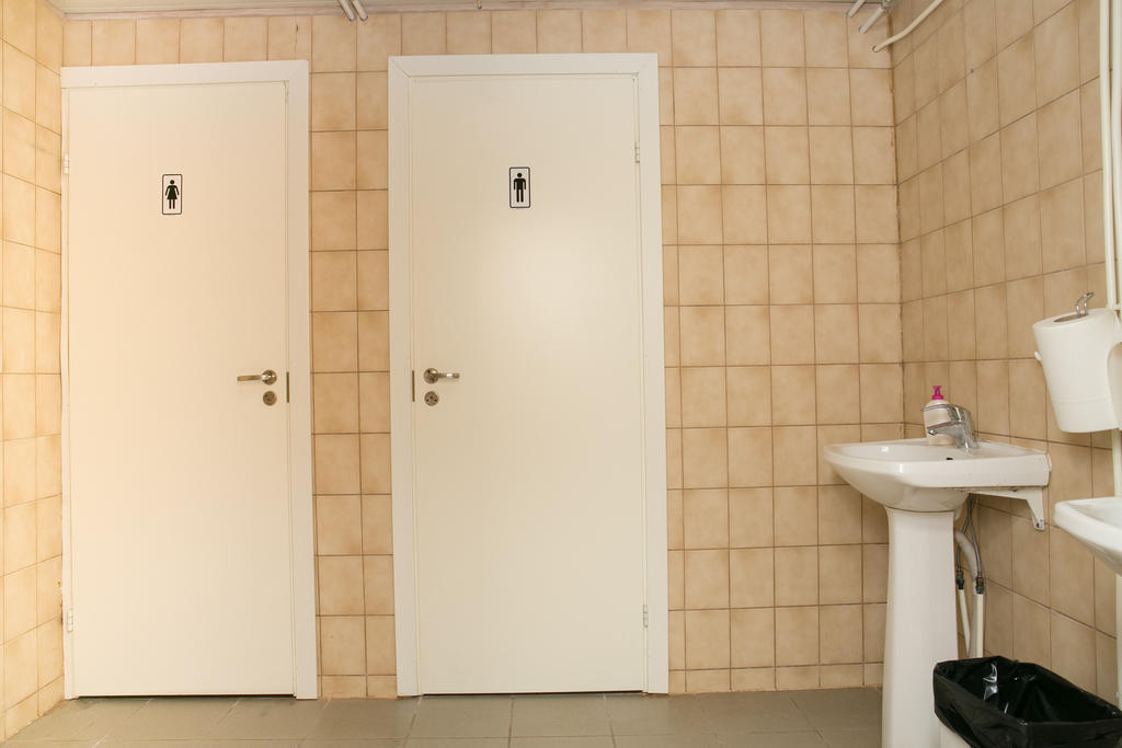 Kihnu Sadama Oeoemaja Guesthouse Lemsi エクステリア 写真